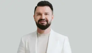 Este CEO Sam Cinkir